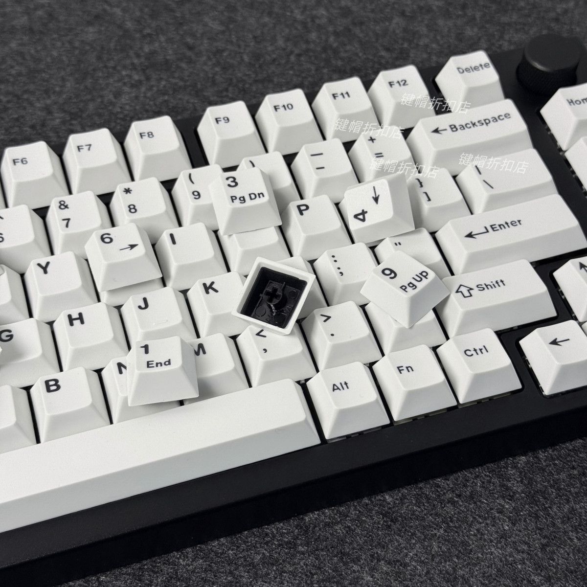 Minimalist Pure White Keycaps  - Gaming Keyboard Bundle recension och pris