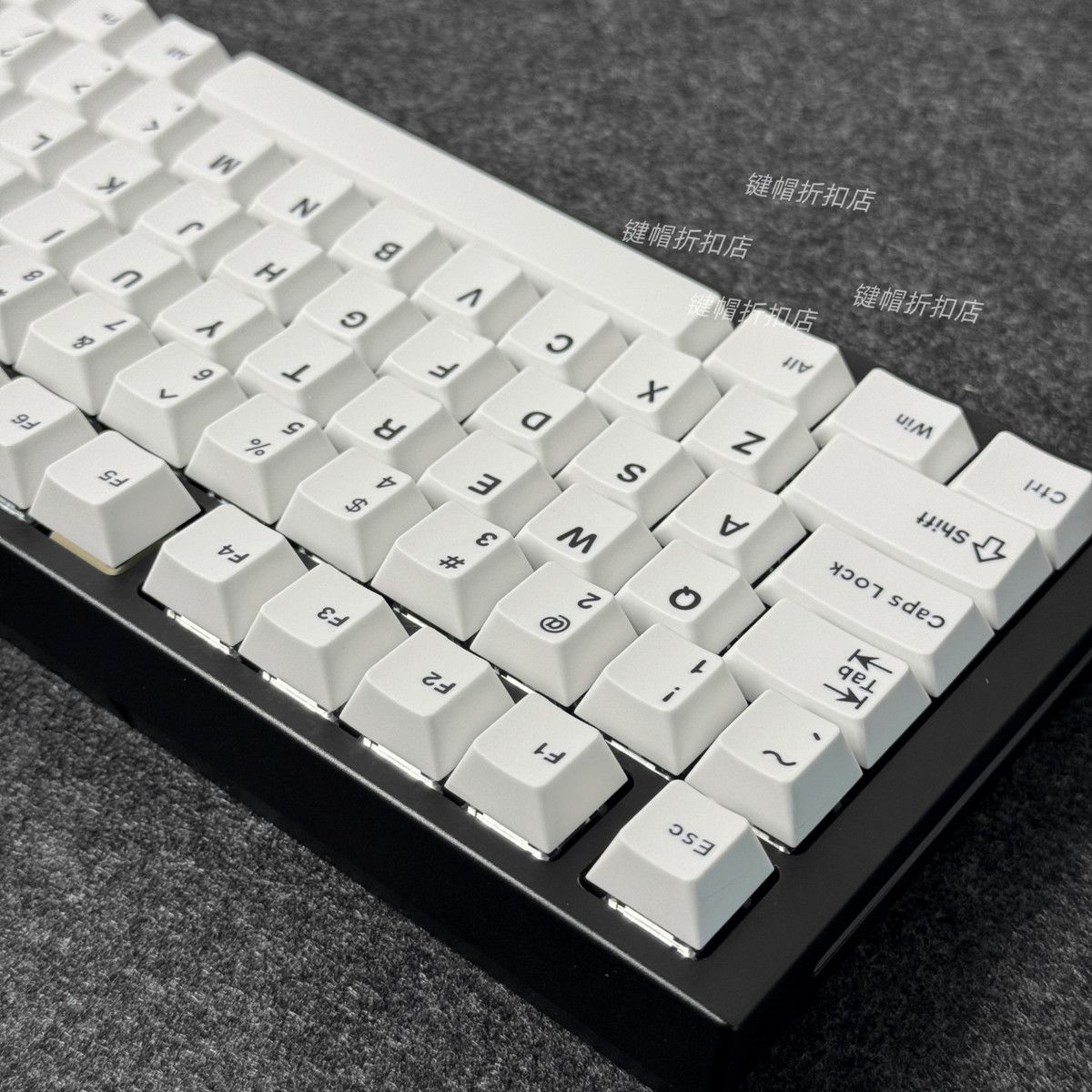 Minimalist Pure White Keycaps  - Gaming Keyboard Bundle recension och pris